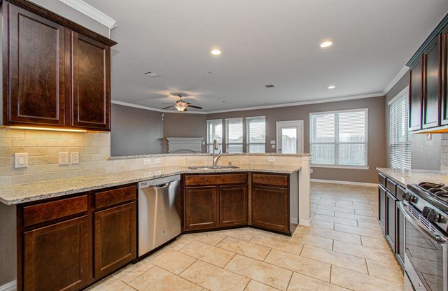 10126 Naples Cliff Court, Cypress, TX 77433