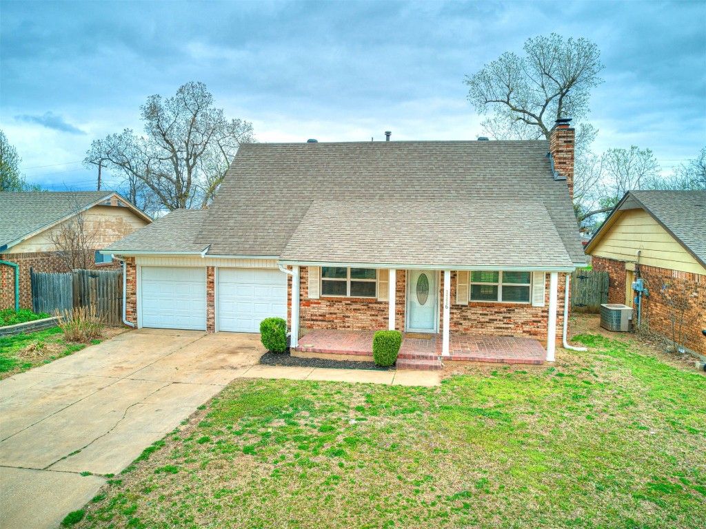 1116 Cavalier Street, Moore, OK 73160