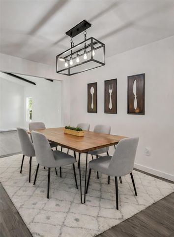 6913 Shannon DR, Austin, TX 78724