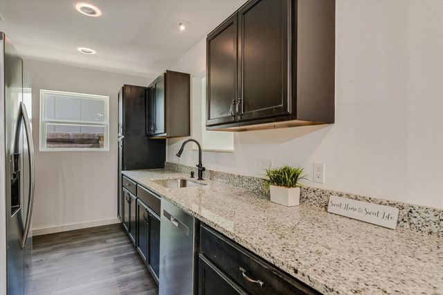 6913 Shannon DR, Austin, TX 78724