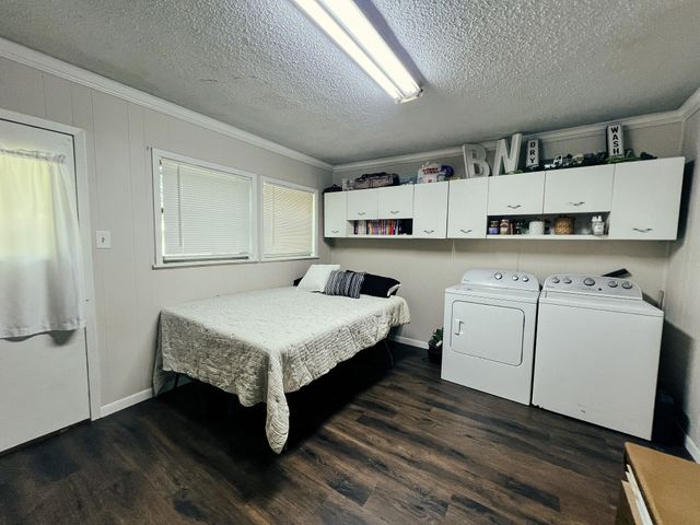 308 N Bois D Arc Street, Savoy, TX 75479