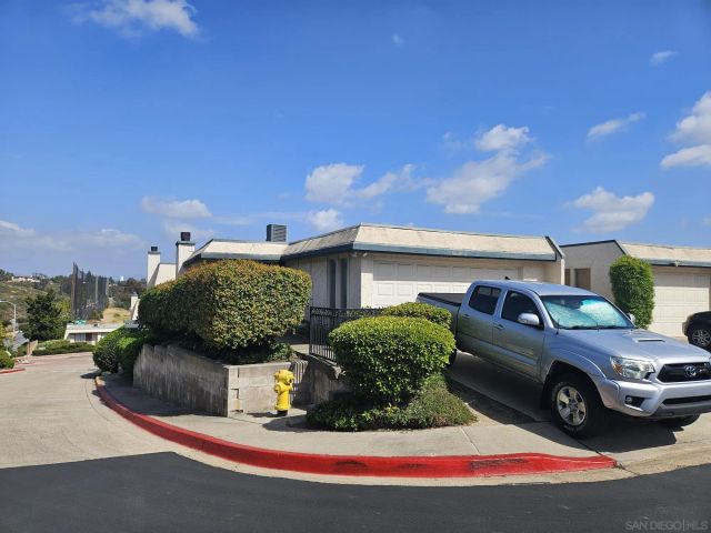 6993 Caminito Curva, San Diego, CA 92119