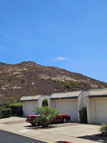 6993 Caminito Curva, San Diego, CA 92119