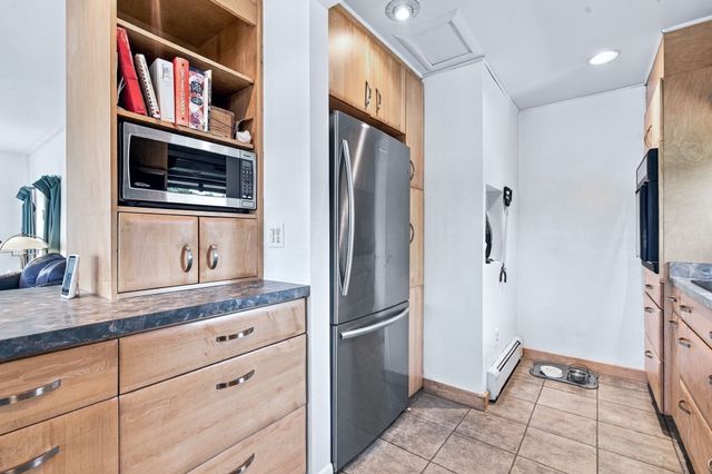 28 Arlington Rd, Wareham, MA 02571