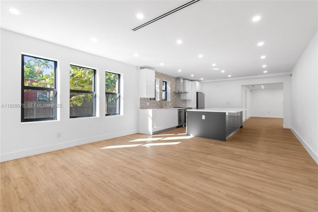 665 NE 117th st, Biscayne Park, FL 33161