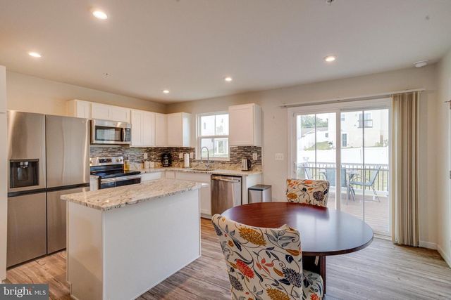 5 SHIREHALL CT, Middle River, MD 21220