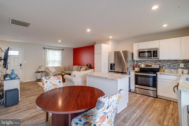 5 SHIREHALL CT, Middle River, MD 21220