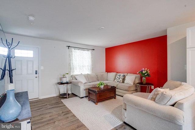 5 SHIREHALL CT, Middle River, MD 21220
