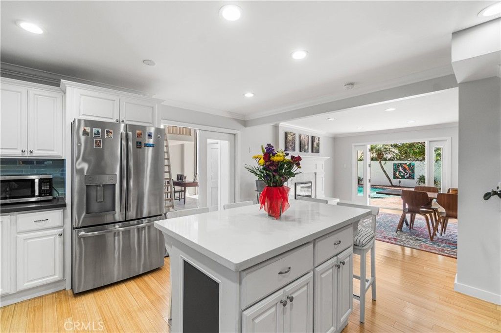 Image 11 of property listing at 1510 E Maple Avenue, El Segundo, CA 90245