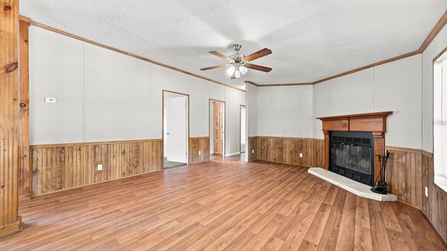 110 Draper Drive, Springtown, TX 76082