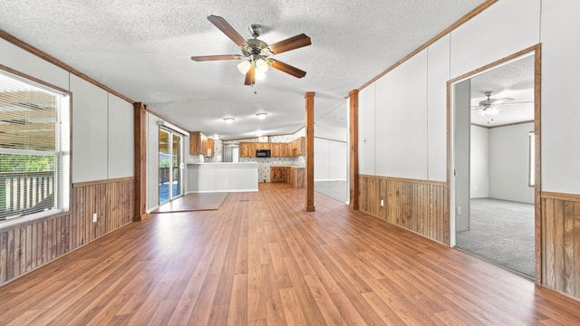 110 Draper Drive, Springtown, TX 76082