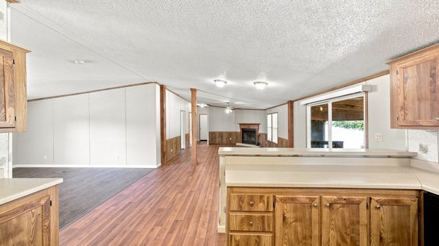 110 Draper Drive, Springtown, TX 76082