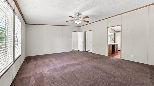 110 Draper Drive, Springtown, TX 76082