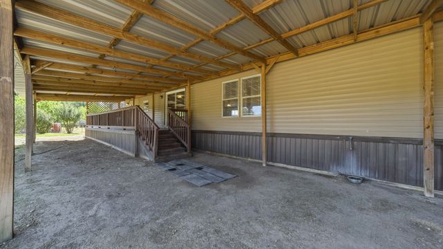 110 Draper Drive, Springtown, TX 76082