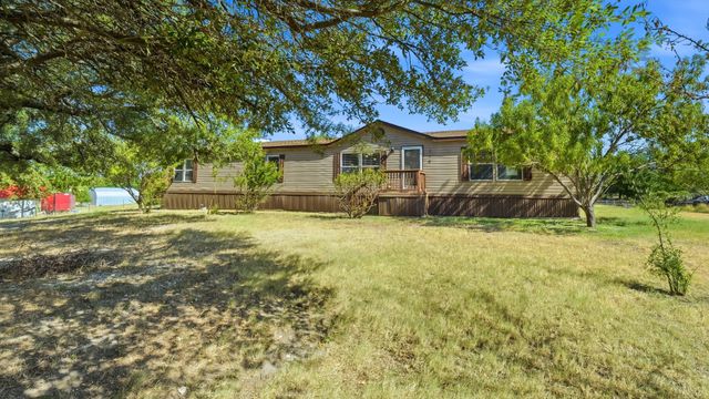 110 Draper Drive, Springtown, TX 76082