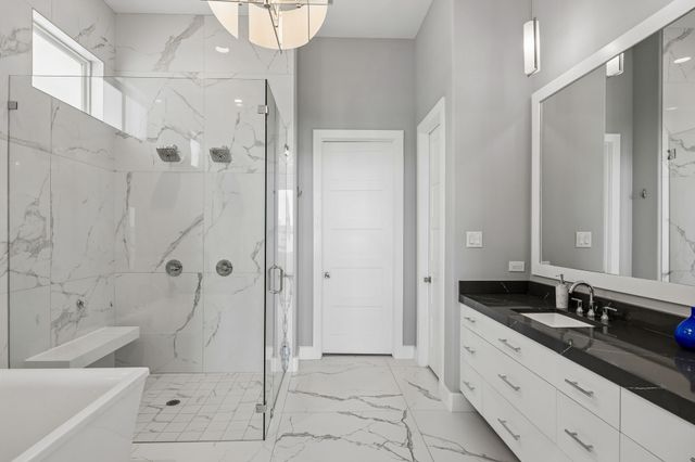 11009 Lakeside Drive, Fort Worth, TX 76179