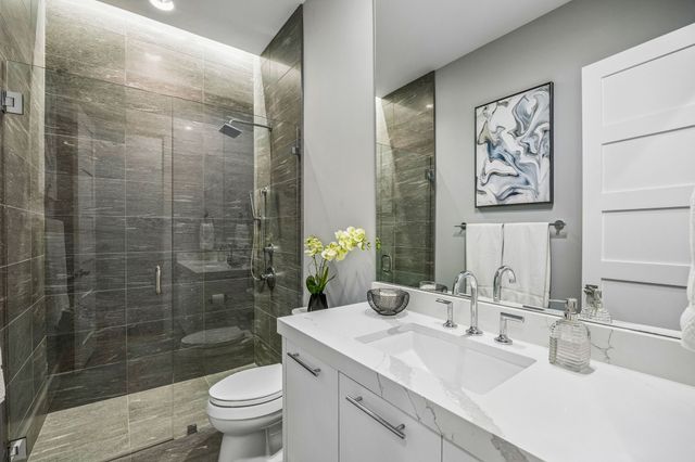 11009 Lakeside Drive, Fort Worth, TX 76179