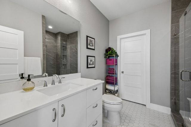 11009 Lakeside Drive, Fort Worth, TX 76179