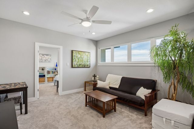 11009 Lakeside Drive, Fort Worth, TX 76179