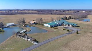 379 Clark School Rd, Clarkson, KY 42726