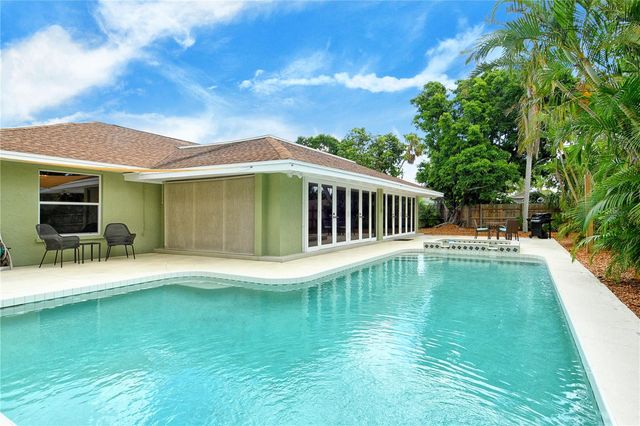 6303 3RD AVENUE NW, Bradenton, FL 34209