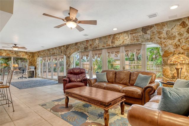 6303 3RD AVENUE NW, Bradenton, FL 34209
