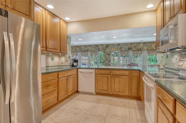 6303 3RD AVENUE NW, Bradenton, FL 34209