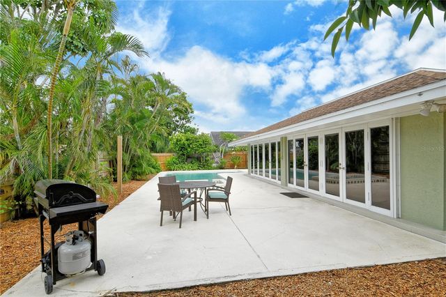 6303 3RD AVENUE NW, Bradenton, FL 34209
