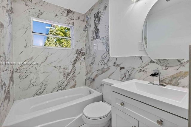 17821 NW 22nd Ave, Miami Gardens, FL 33056