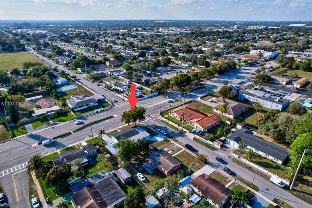 17821 NW 22nd Ave, Miami Gardens, FL 33056