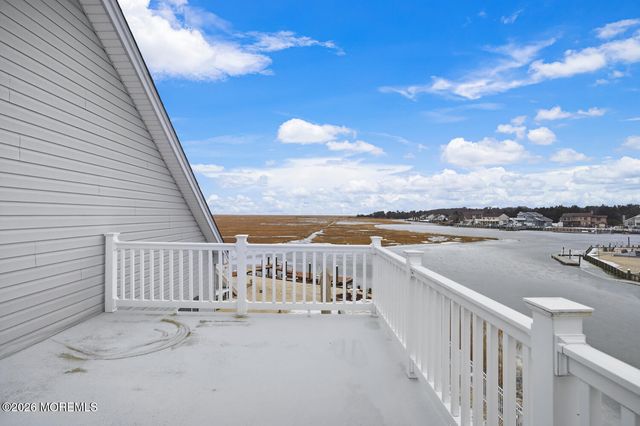 22 Sea Isle Drive, Little Egg Harbor, NJ 08087