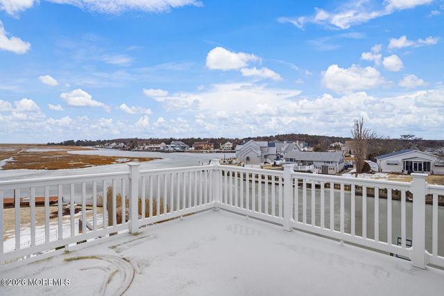 22 Sea Isle Drive, Little Egg Harbor, NJ 08087