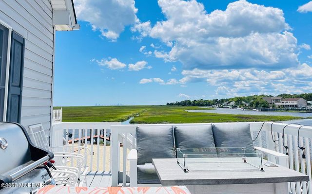 22 Sea Isle Drive, Little Egg Harbor, NJ 08087