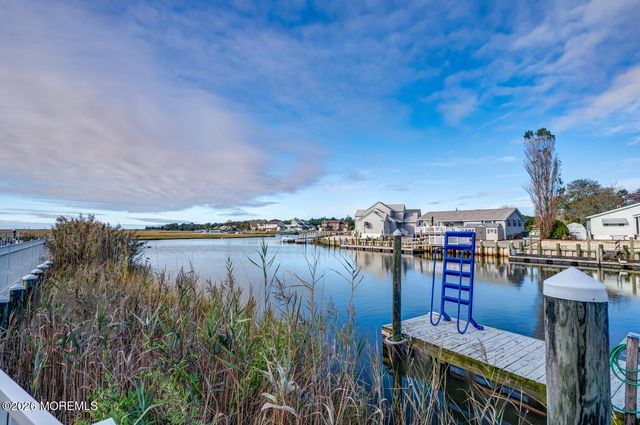 22 Sea Isle Drive, Little Egg Harbor, NJ 08087