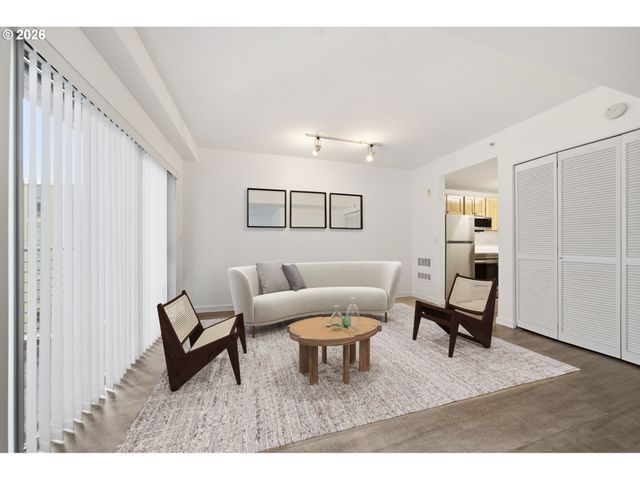 701 COLUMBIA St 501, Vancouver, WA 98660