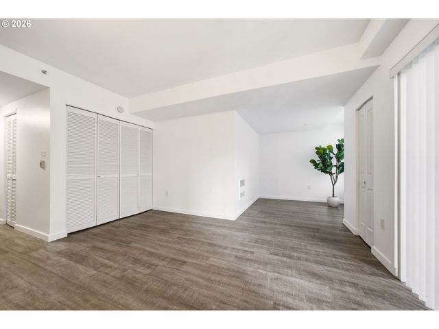 701 COLUMBIA St 501, Vancouver, WA 98660