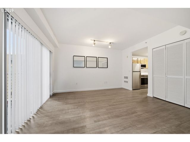 701 COLUMBIA St 501, Vancouver, WA 98660