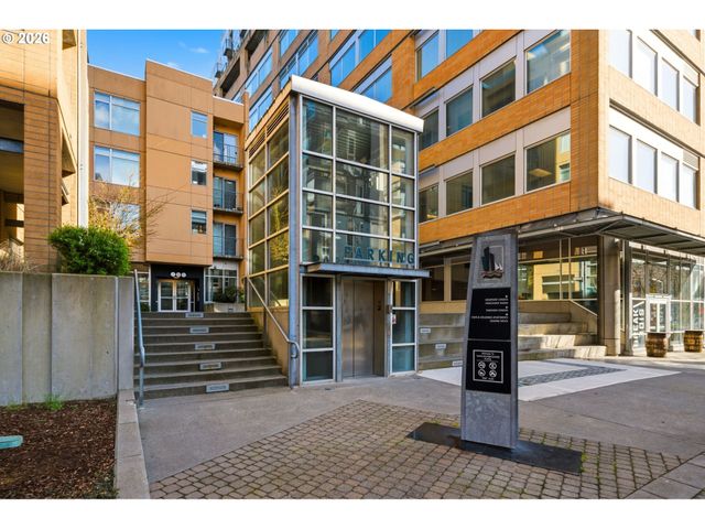 701 COLUMBIA St 501, Vancouver, WA 98660