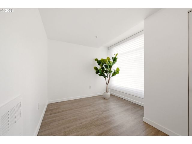 701 COLUMBIA St 501, Vancouver, WA 98660