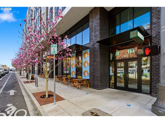 701 COLUMBIA St 501, Vancouver, WA 98660