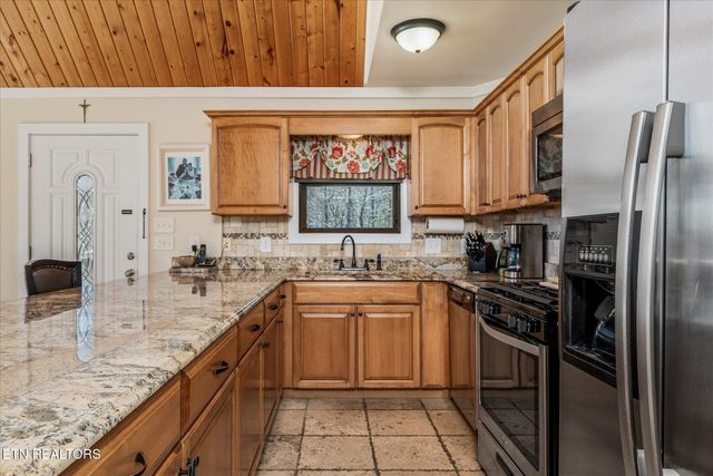101 Dakota Lane, Spencer, TN 38585