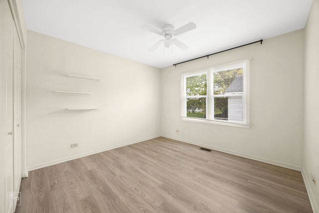 1002 HOBSON Drive, Buffalo Grove, IL 60089