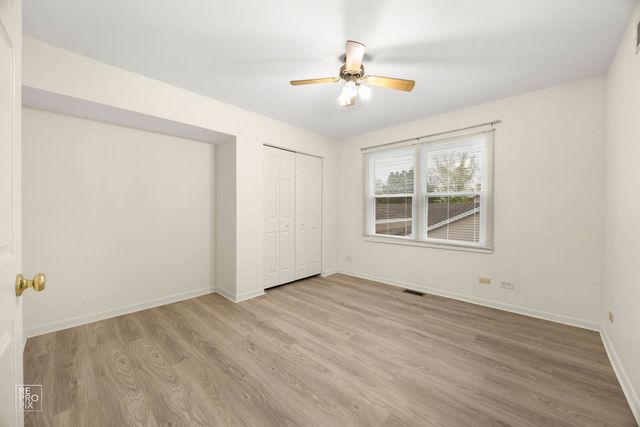1002 HOBSON Drive, Buffalo Grove, IL 60089