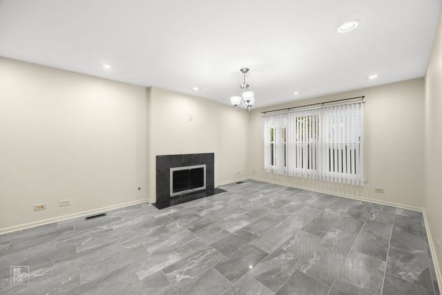 1002 HOBSON Drive, Buffalo Grove, IL 60089