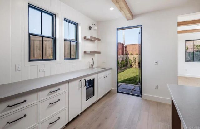 832 Conestoga Court, Encinitas, CA 92024