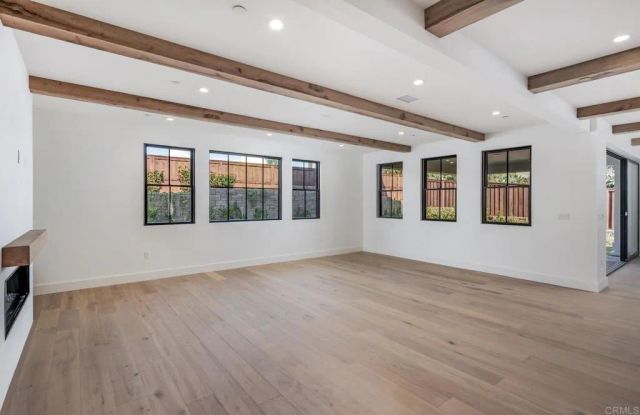 832 Conestoga Court, Encinitas, CA 92024