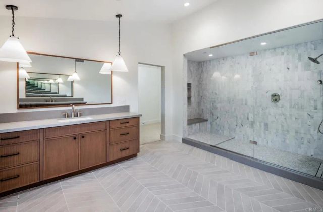 832 Conestoga Court, Encinitas, CA 92024