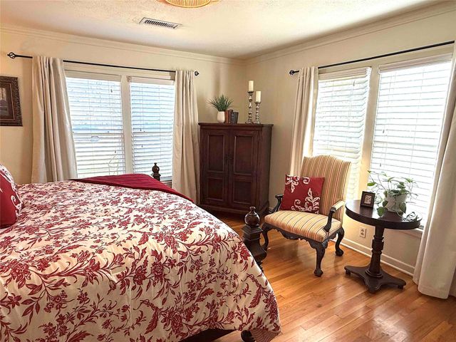 2511 Greenway Drive, Brownwood, TX 76801