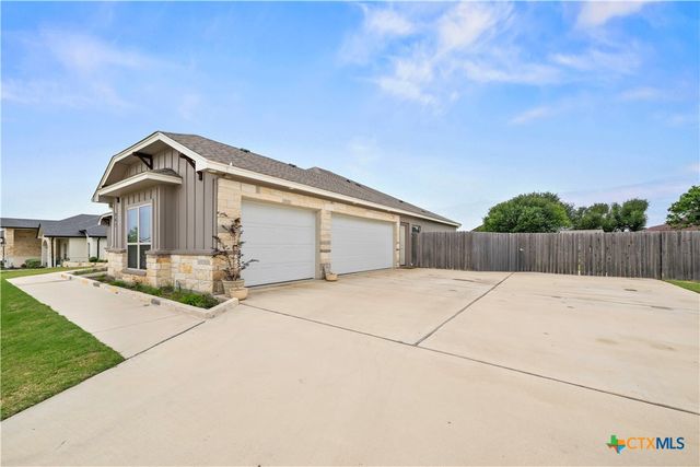 267 Sand Flat Lane, Temple, TX 76502