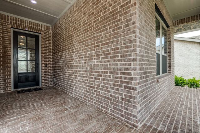 2613 Runhappy Court, Celina, TX 75009